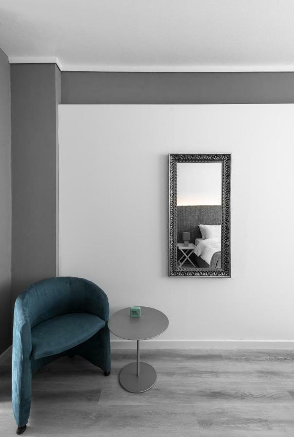 M&F Luxury Suites Est. 2019 / F Suite Thessaloniki Buitenkant foto